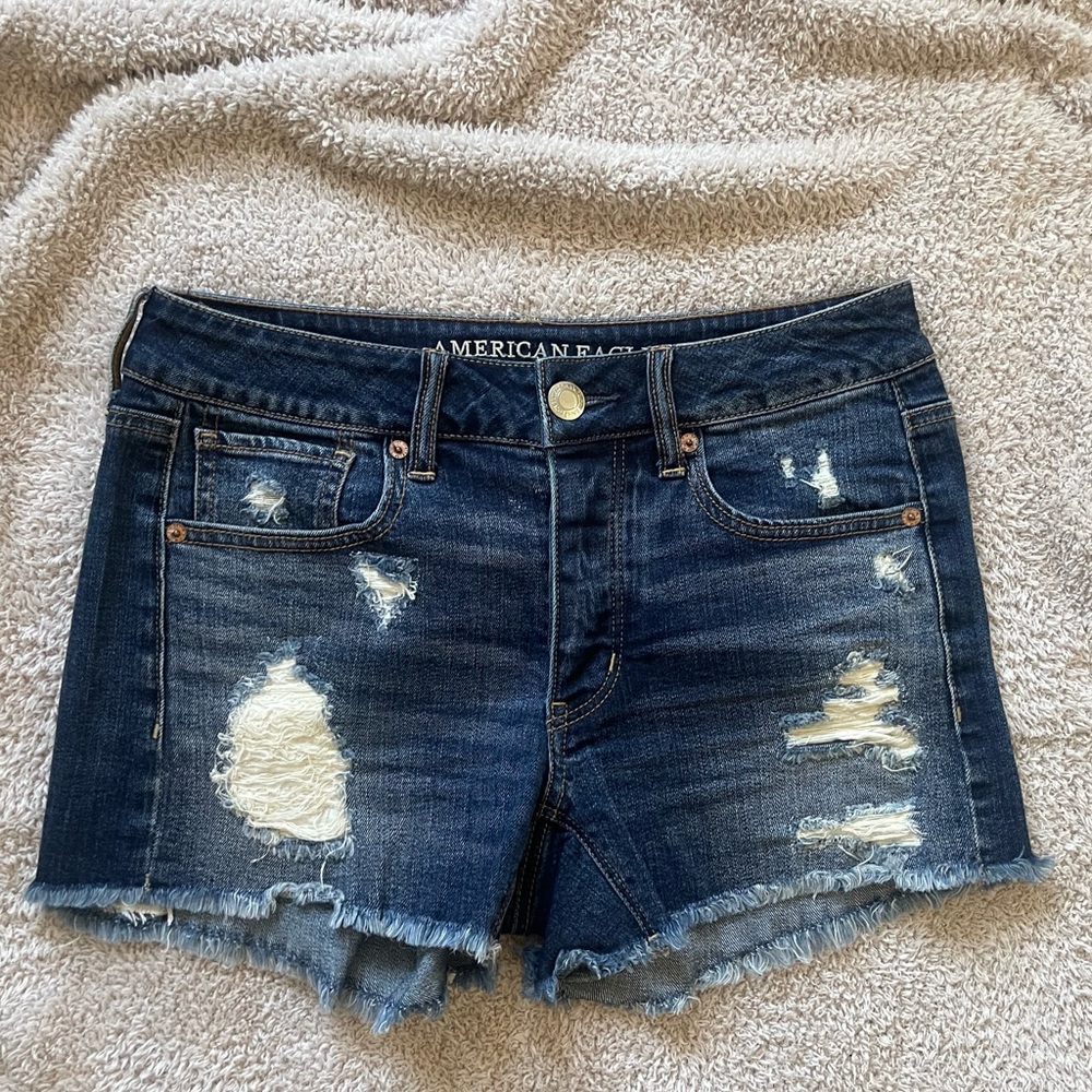 American Eagle distressed shorts # 206